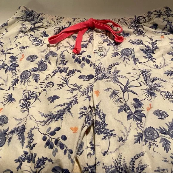 GAP Floral Pajama Pants with Pink Drawstring - Picture 13 of 16